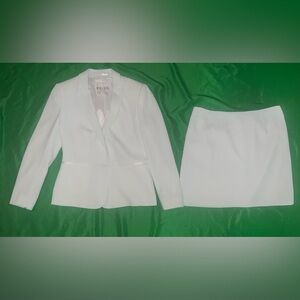Reiss Mint Blazer and Skirt Set size Medium/ 8